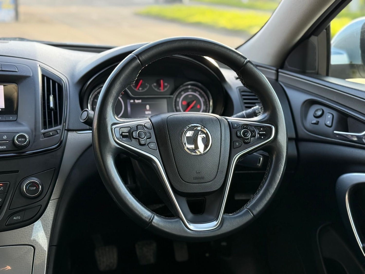 Used Vauxhall Insignia 2014 for sale - 77978287: Photo 19