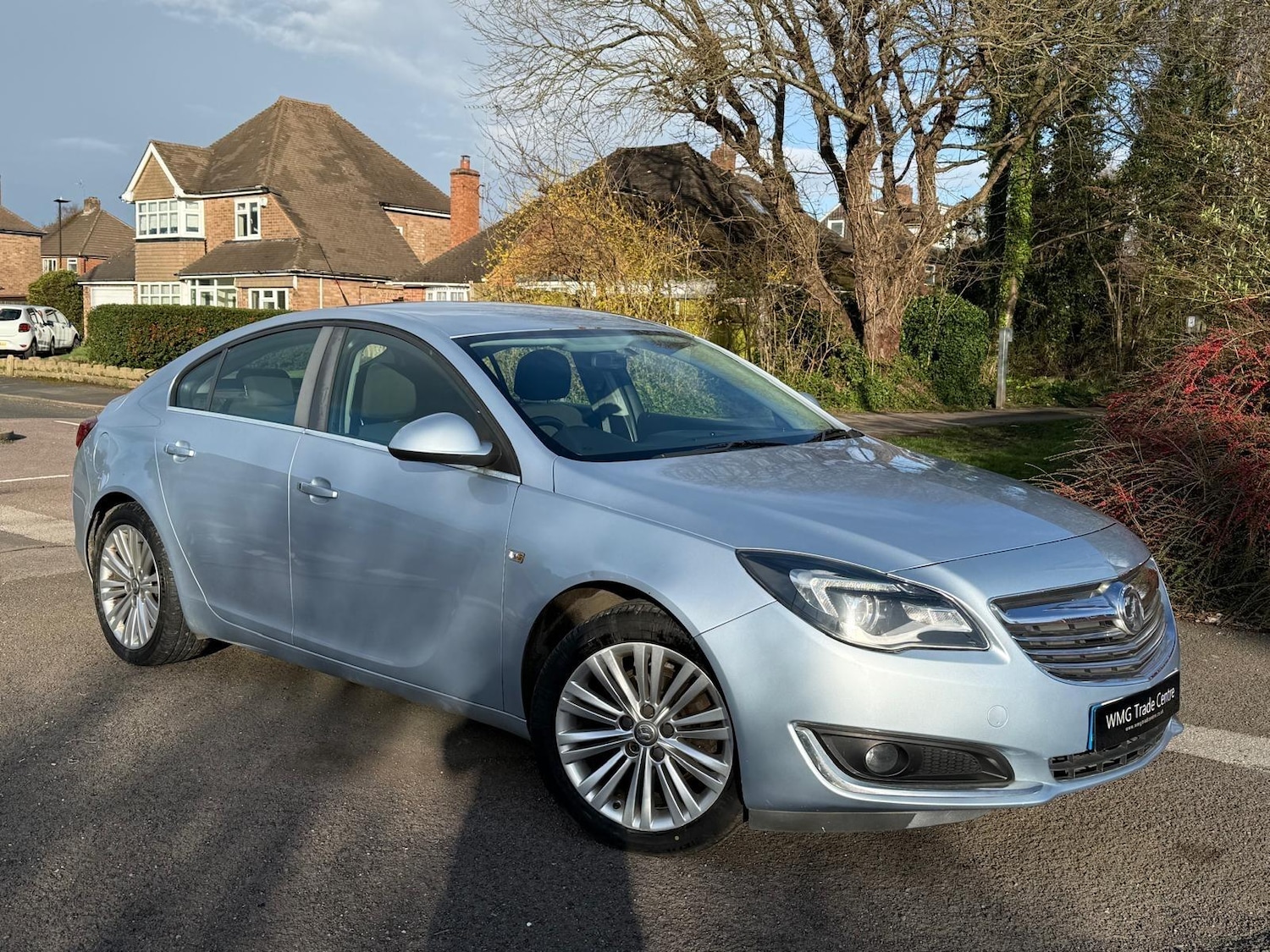 Used Vauxhall Insignia 2014 for sale - 77978287: Photo 2