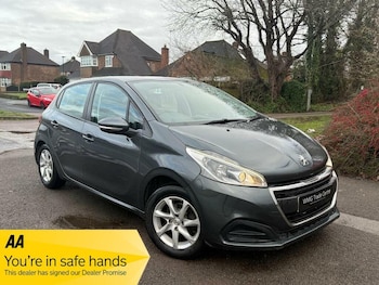 Used Peugeot 208 2016 for sale - 77824981: Photo
