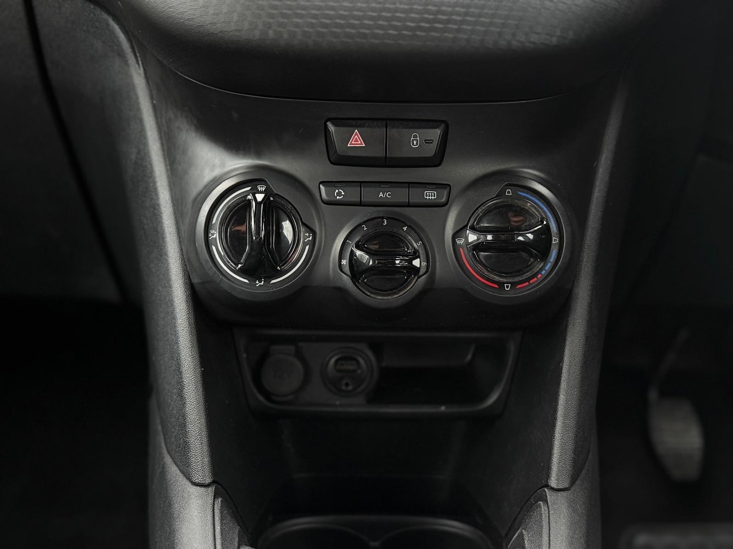 Used Peugeot 208 for sale - 77824981: Photo 26