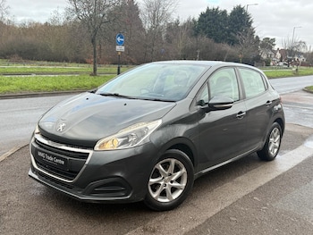 Used Peugeot 208 2016 for sale - 77824981: Photo