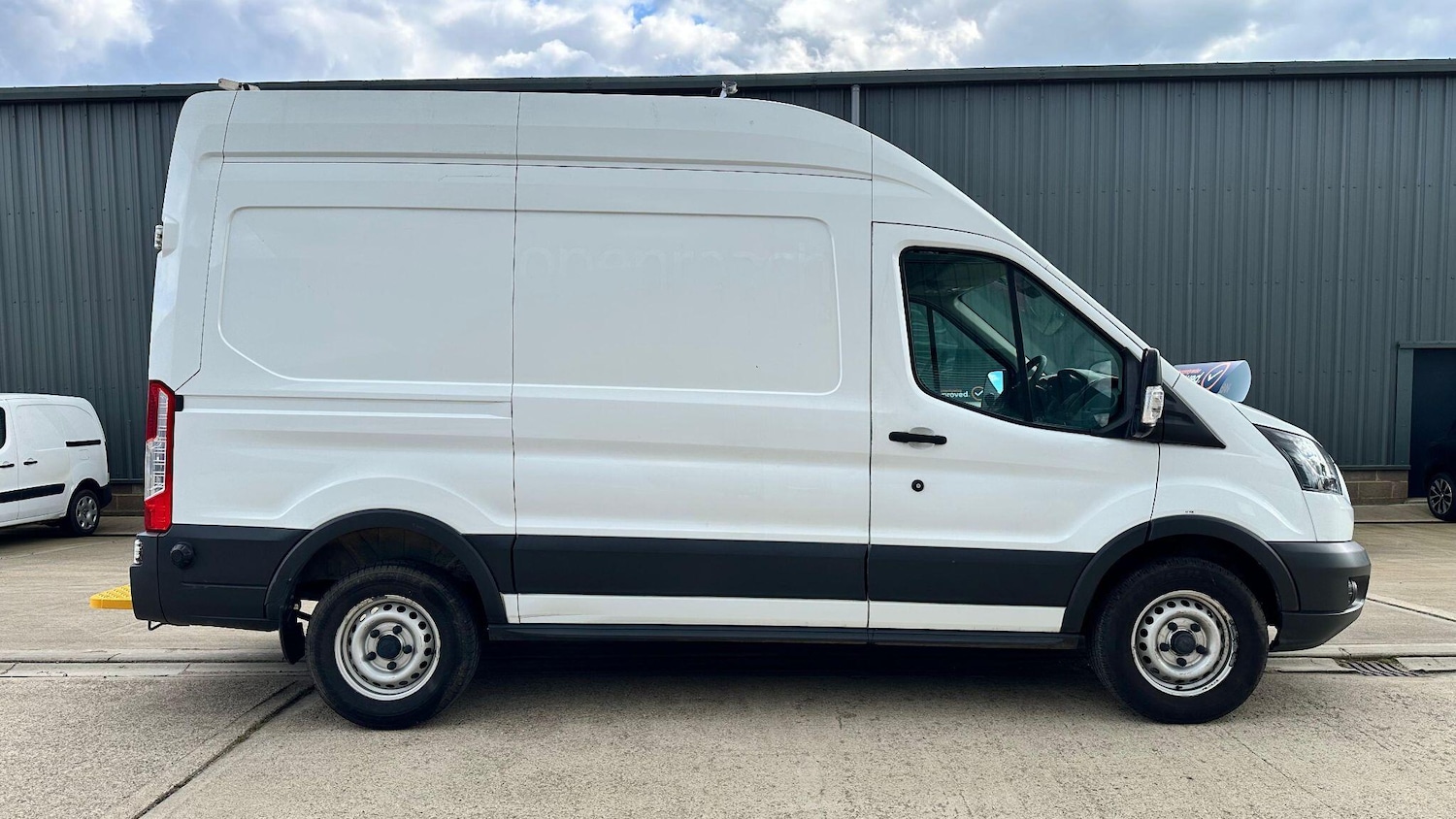 Used Ford Transit 2018 for sale - 78086080: Photo 14