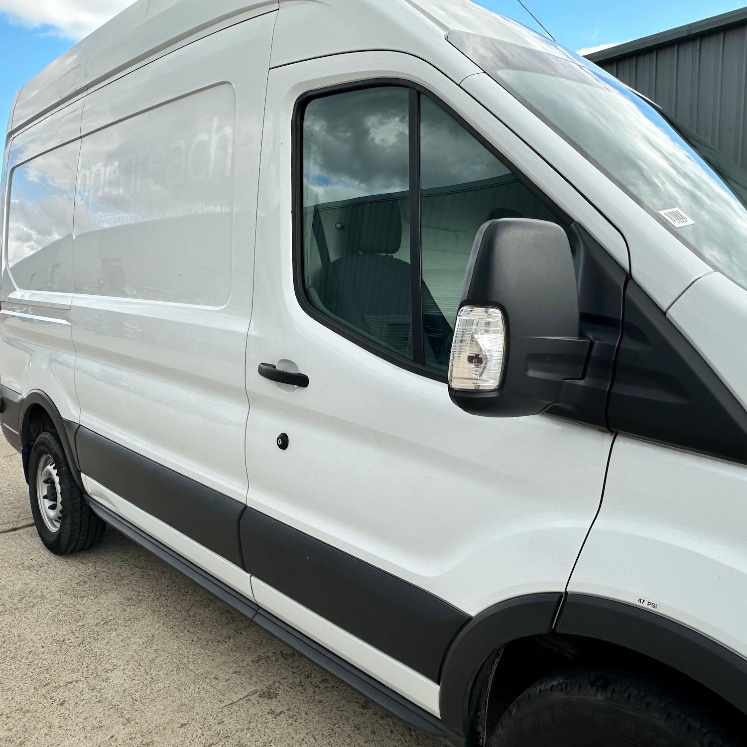 Used Ford Transit 2018 for sale - 78086080: Photo 2