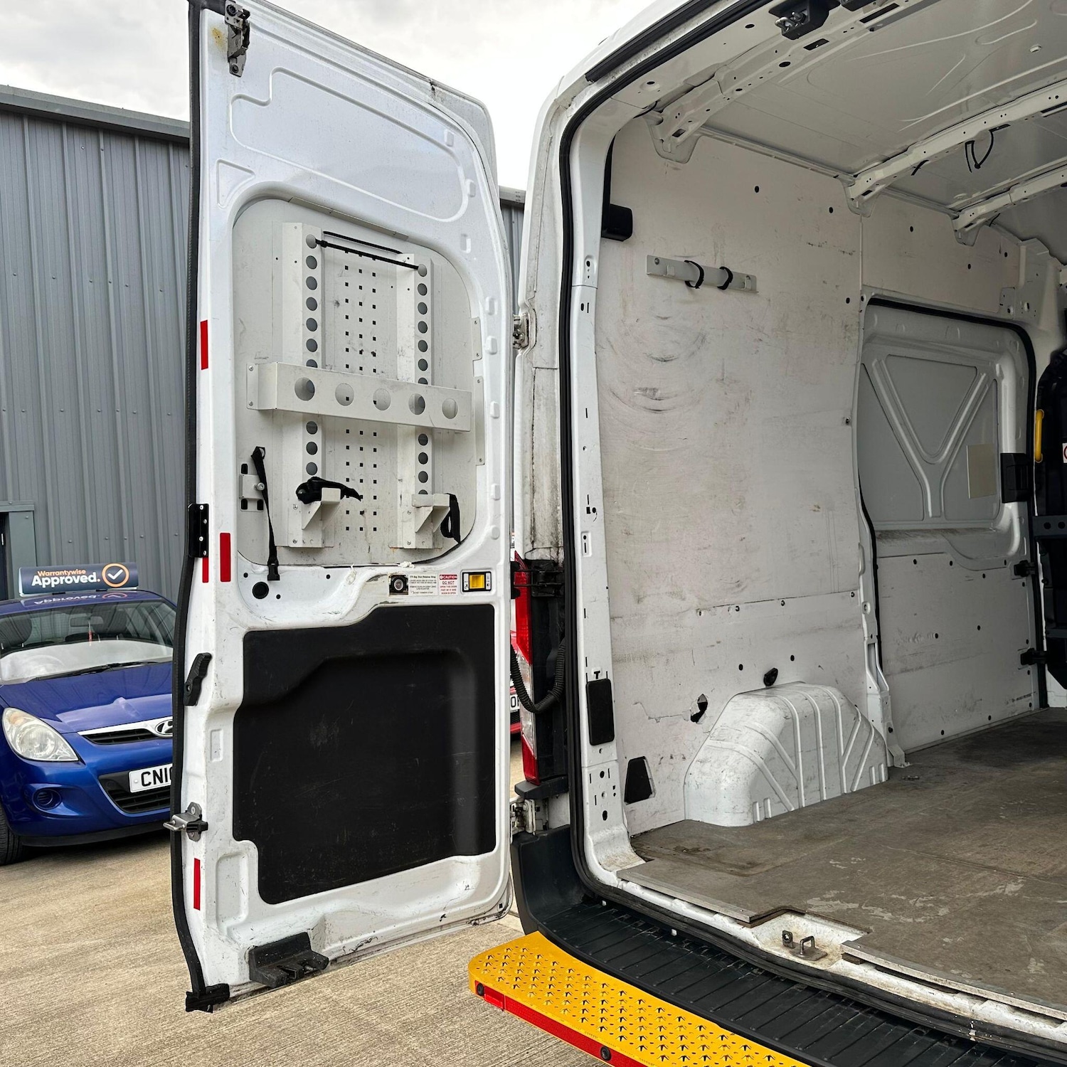 Used Ford Transit 2018 for sale - 78086080: Photo 29