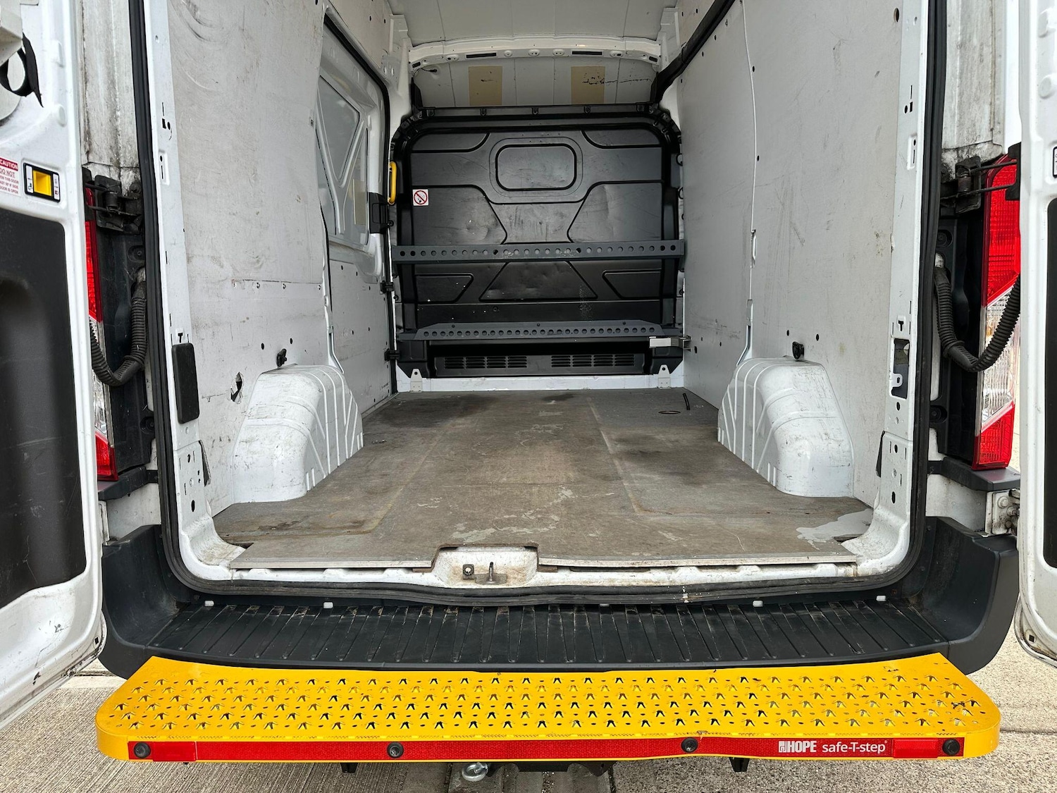 Used Ford Transit 2018 for sale - 78086080: Photo 35