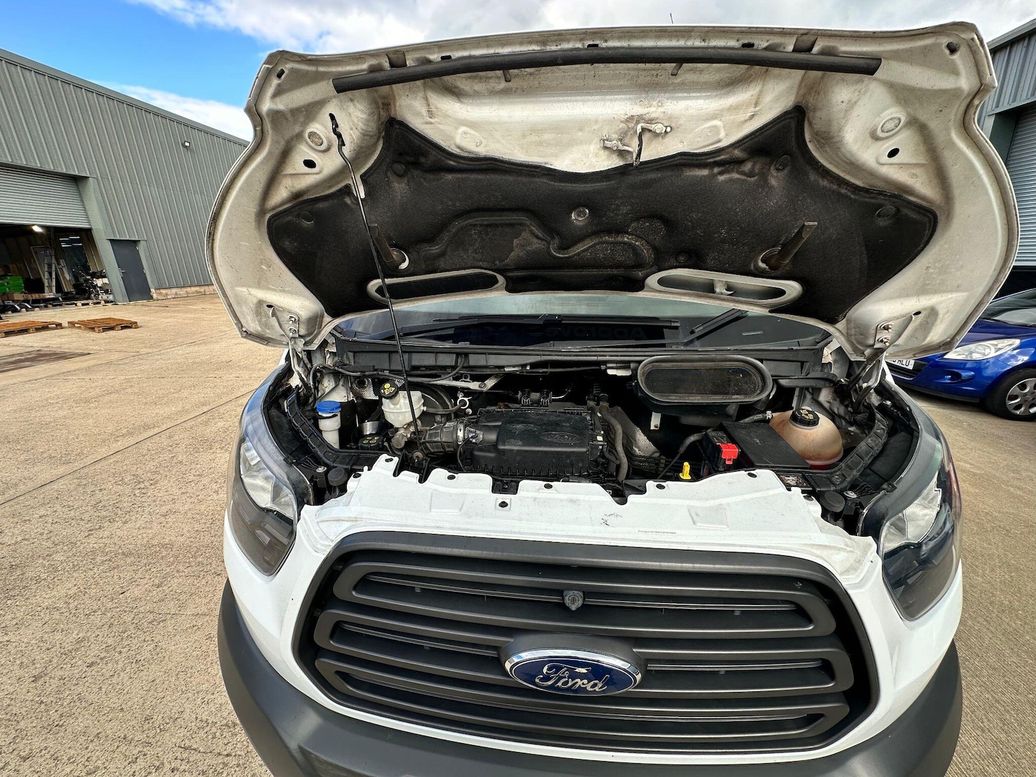 Used Ford Transit 2018 for sale - 78086080: Photo 45