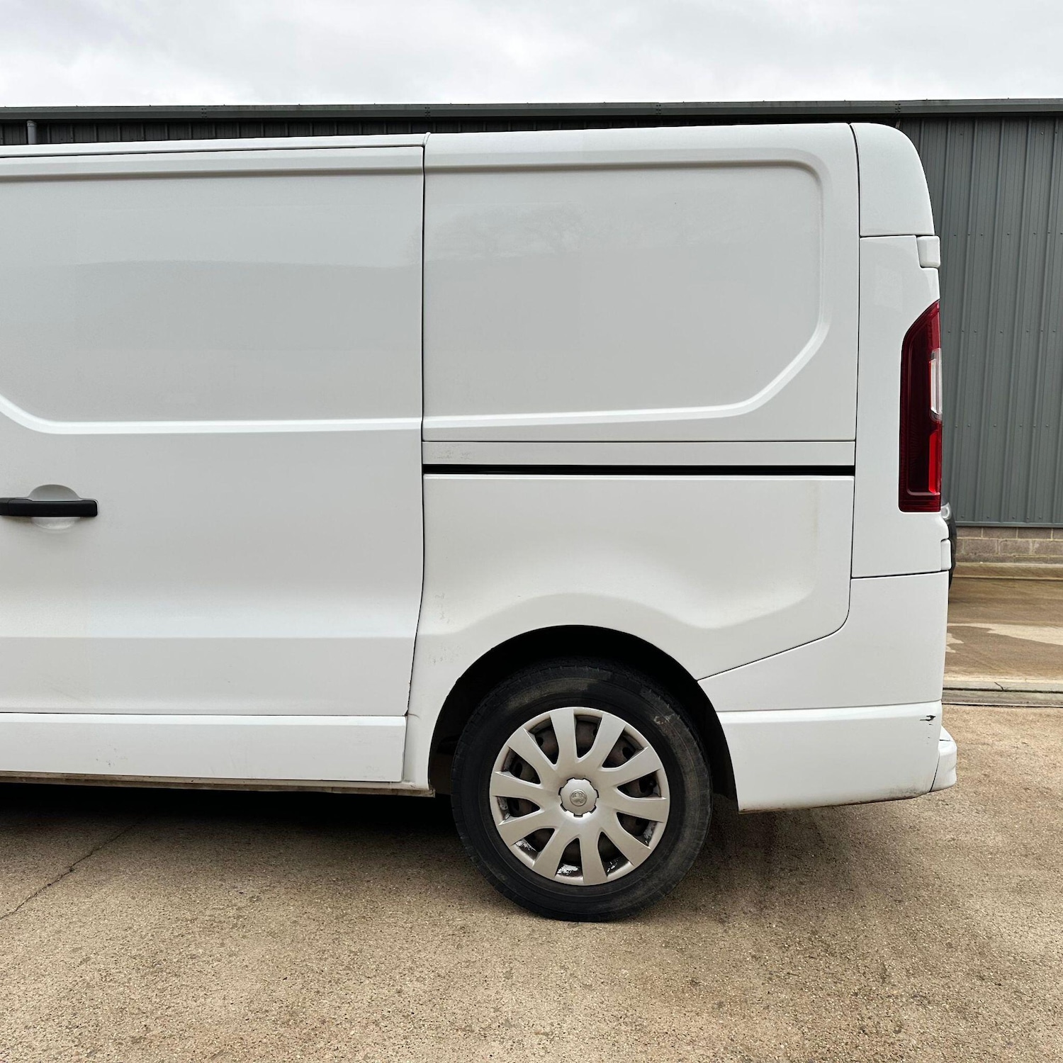 Used Vauxhall Vivaro 2017 for sale - 78071832: Photo 19