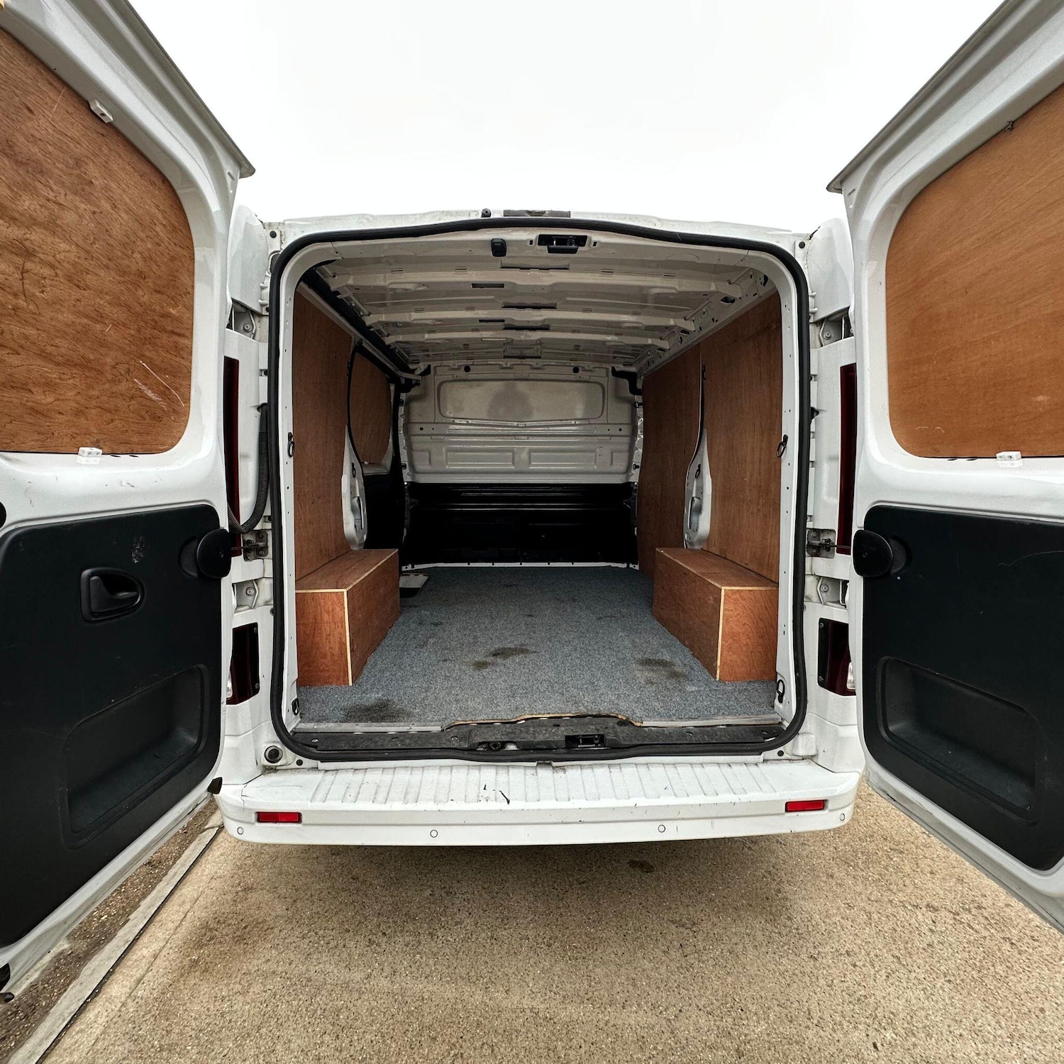 Used Vauxhall Vivaro 2017 for sale - 78071832: Photo 26