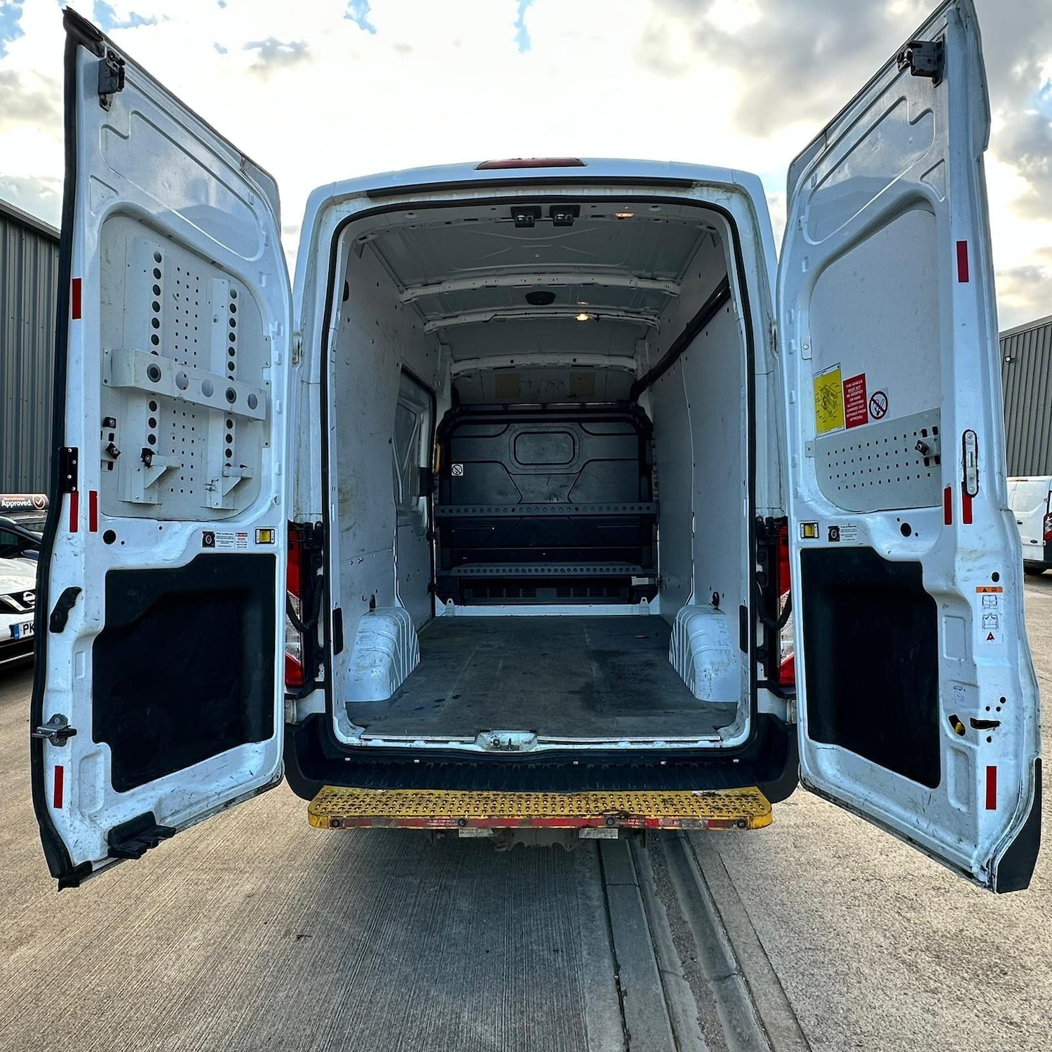 Used Ford Transit 2018 for sale - 78087141: Photo 36