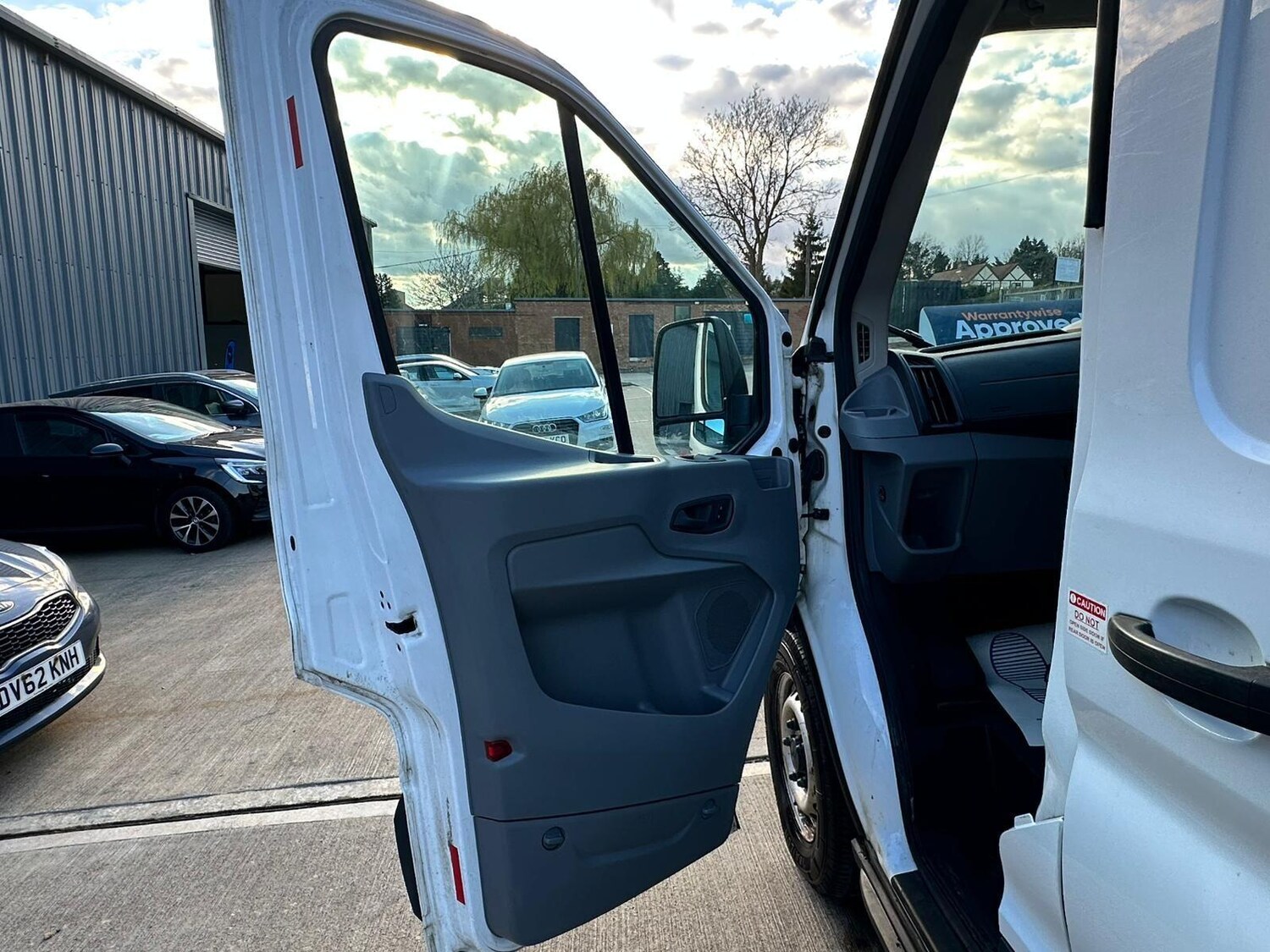 Used Ford Transit 2018 for sale - 78087141: Photo 43