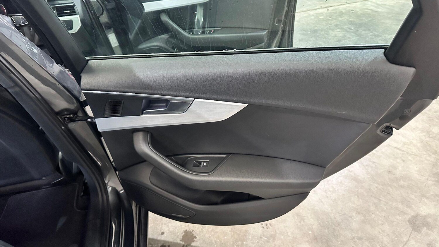 Used Audi A4 2016 for sale - 78072636: Photo 25