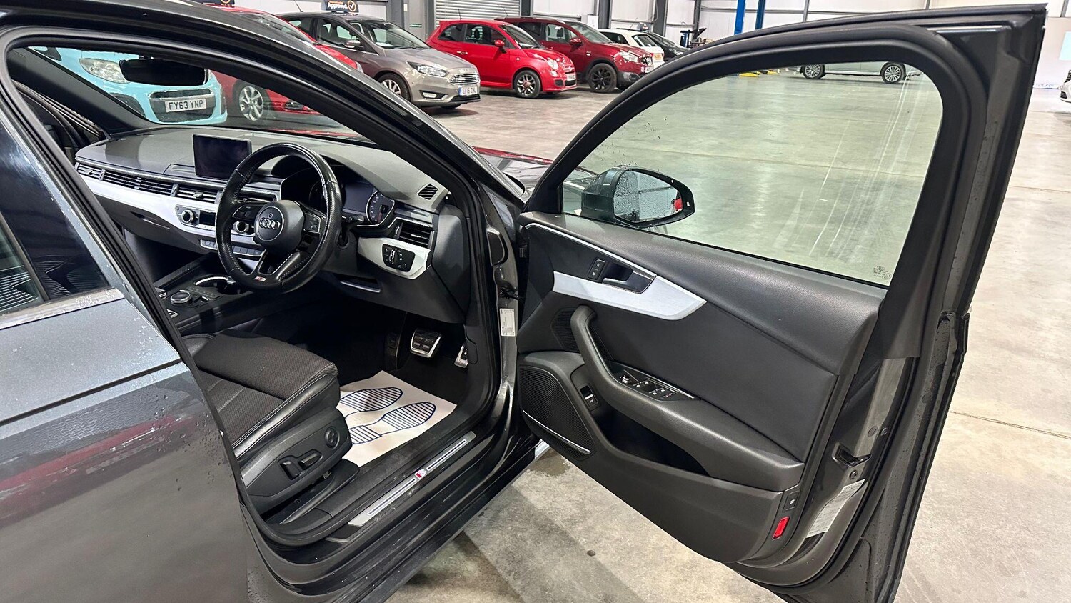 Used Audi A4 2016 for sale - 78072636: Photo 28