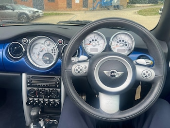 Used MINI Convertible 2006 for sale - 78260551: Photo