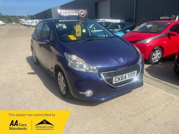 Used Peugeot 208 2014 for sale - 78675276: Photo