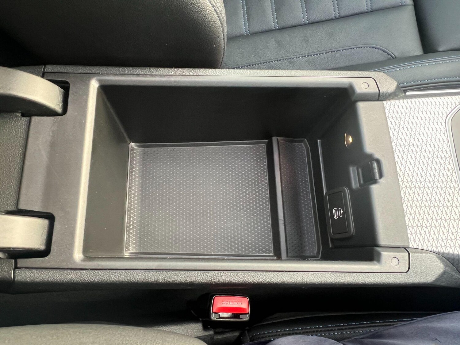 Used BMW 4 Series 2024 for sale - 78071933: Photo 53