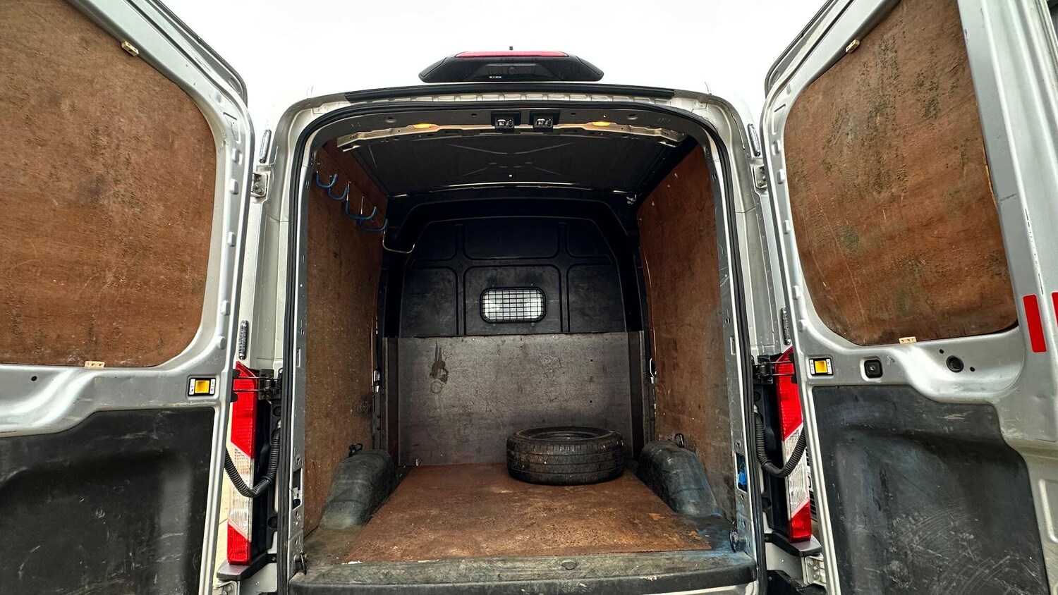 Used Ford Transit 2020 for sale - 78072330: Photo 29