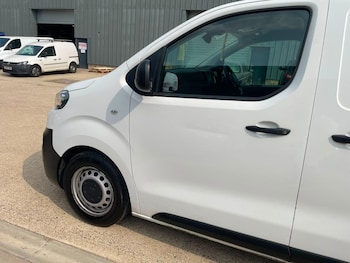 Used Peugeot Expert 2018 for sale - 79280111: Photo