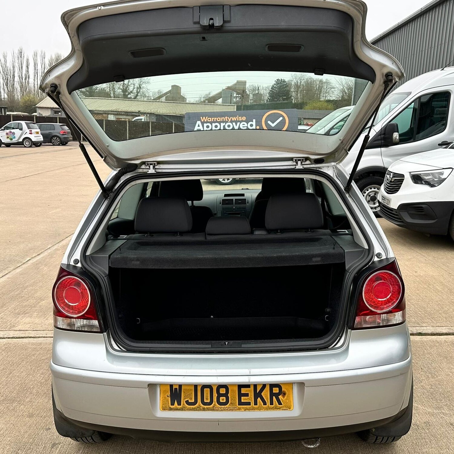 Used Volkswagen Polo 2008 for sale - 78072410: Photo 28