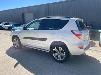 Used Toyota RAV4 2010 for sale - 78447330: Photo