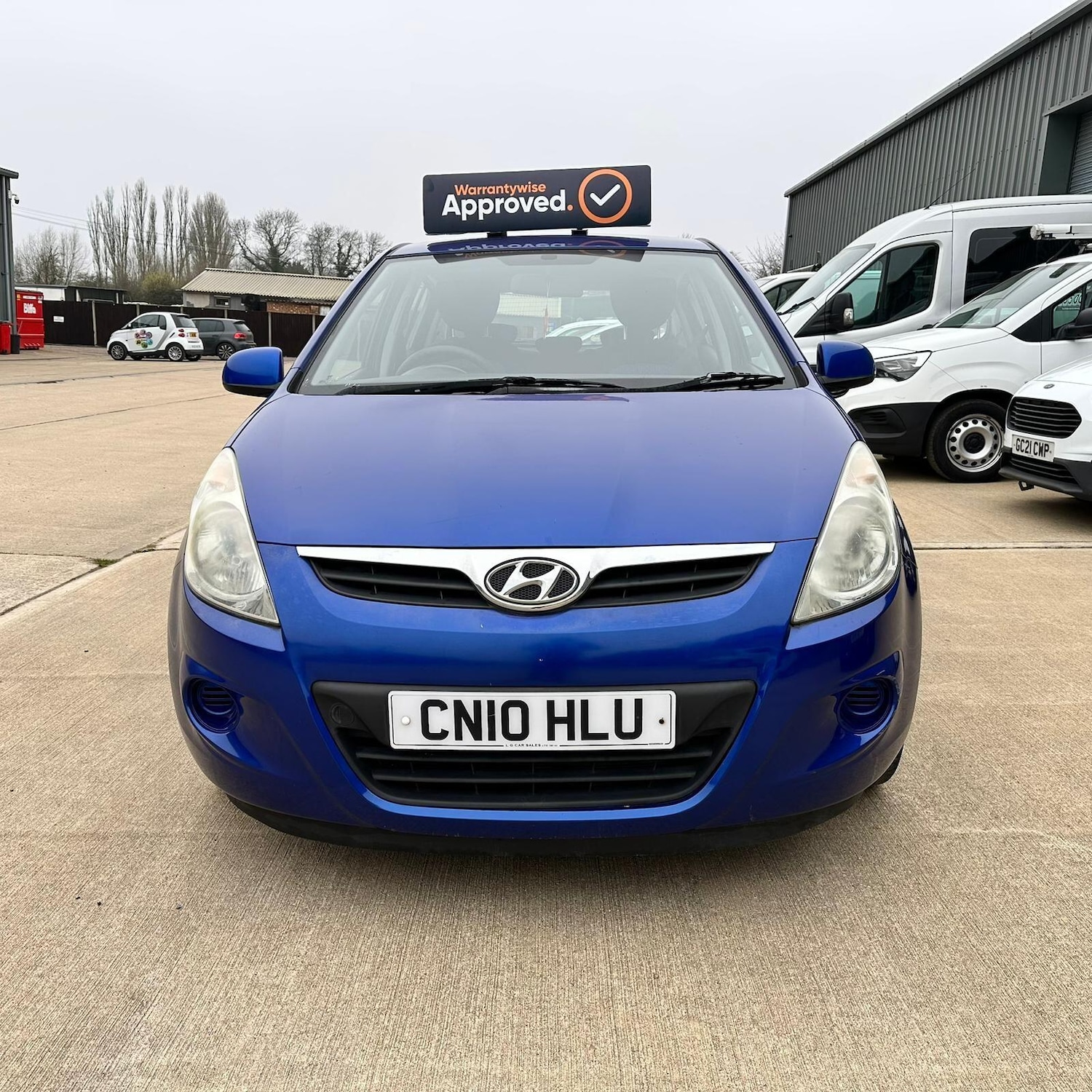 Used Hyundai i20 2010 for sale - 78072803: Photo 2