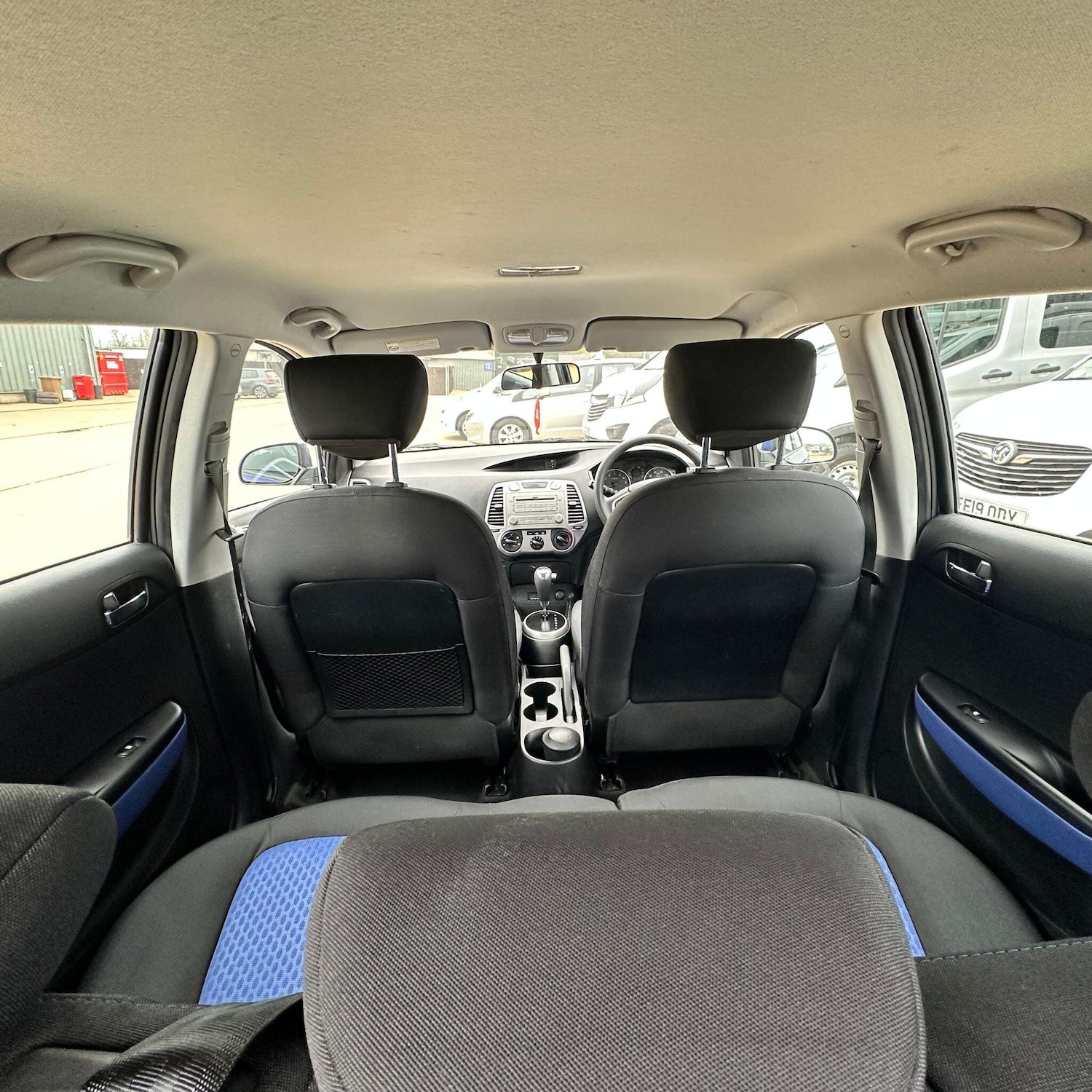 Used Hyundai i20 2010 for sale - 78072803: Photo 20