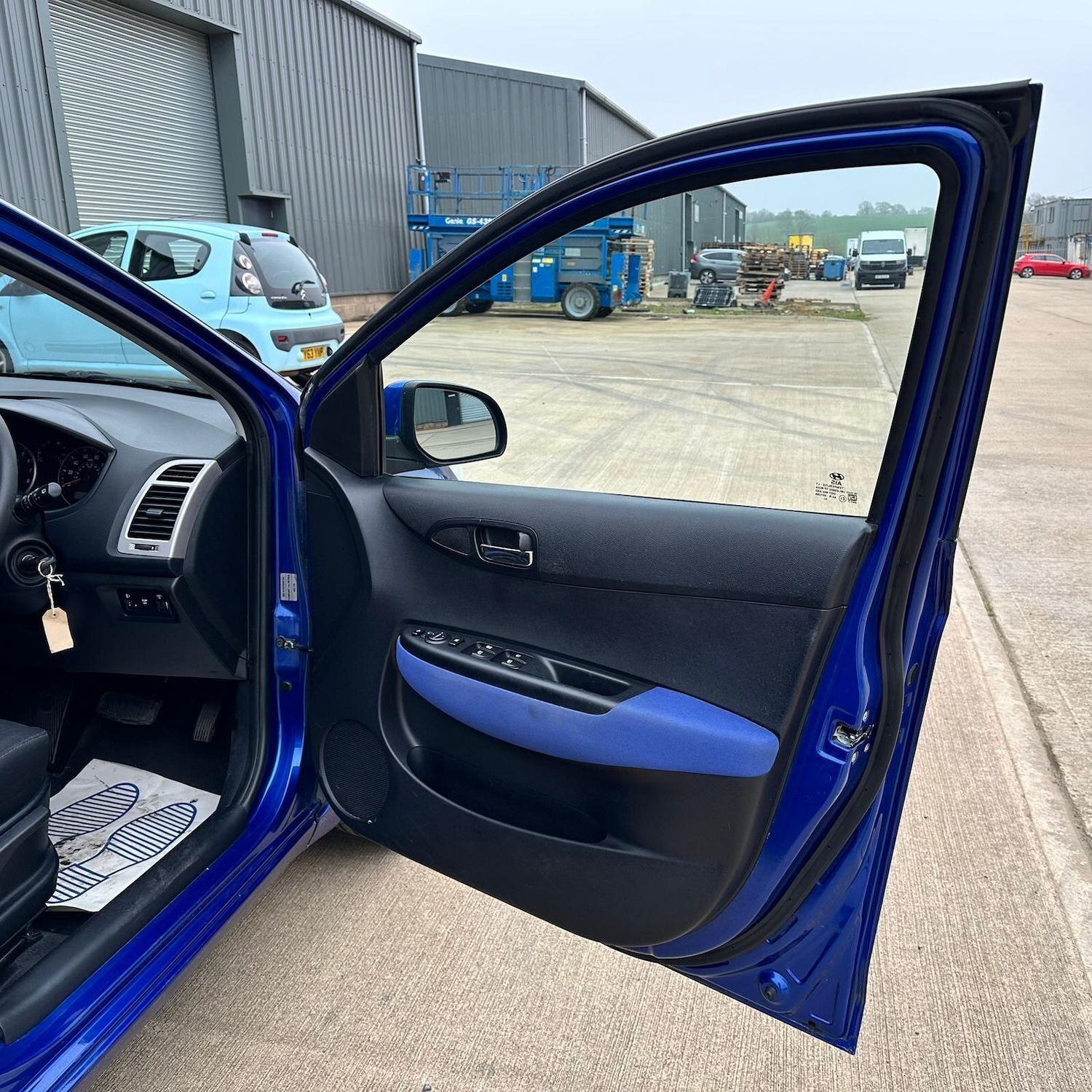 Used Hyundai i20 2010 for sale - 78072803: Photo 27