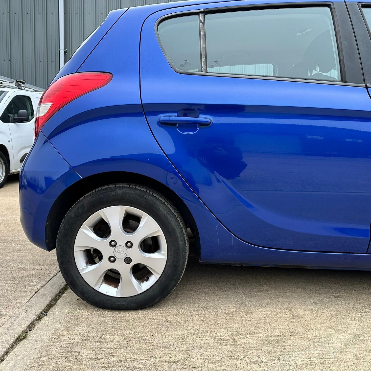 Used Hyundai i20 2010 for sale - 78072803: Photo 31