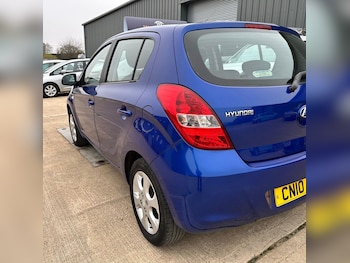 Used Hyundai i20 2010 for sale - 78072803: Photo