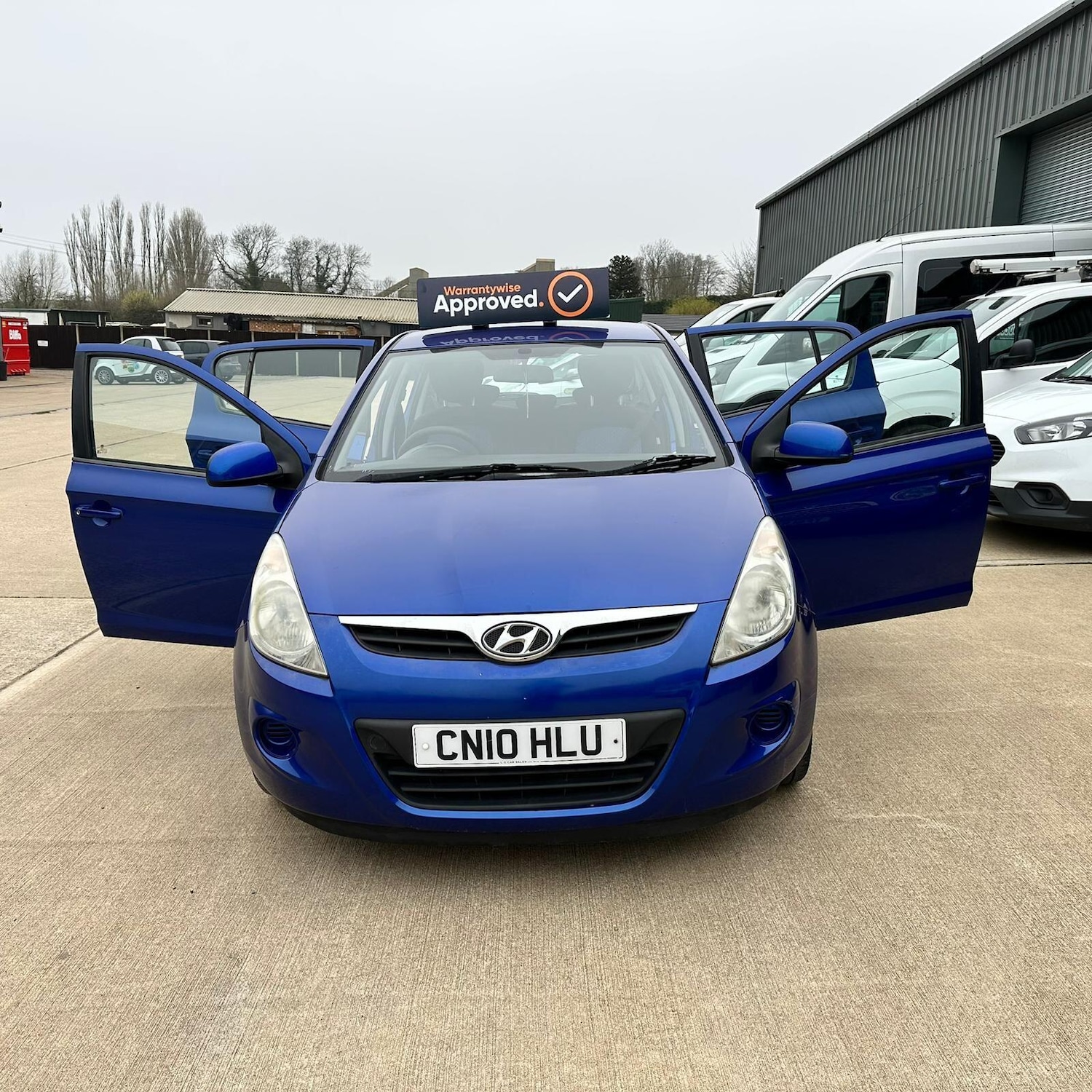 Used Hyundai i20 2010 for sale - 78072803: Photo 5