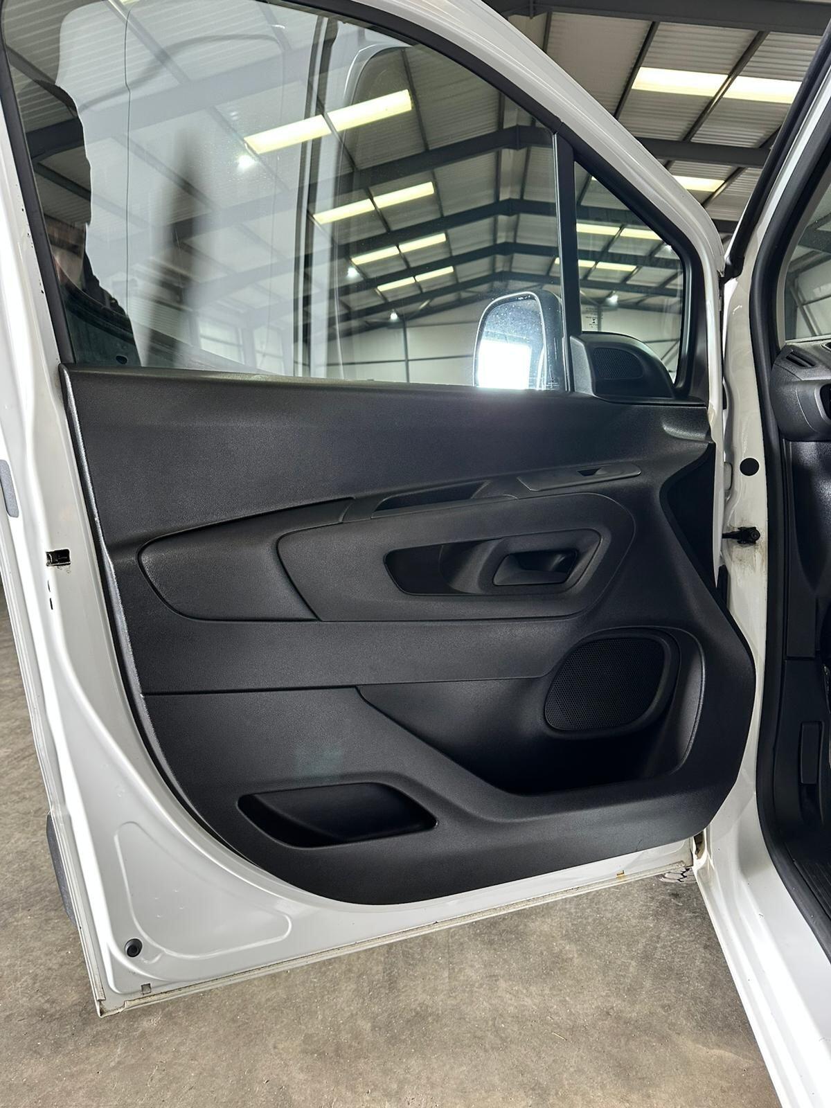 Used Vauxhall Combo 2020 for sale - 78072633: Photo 22