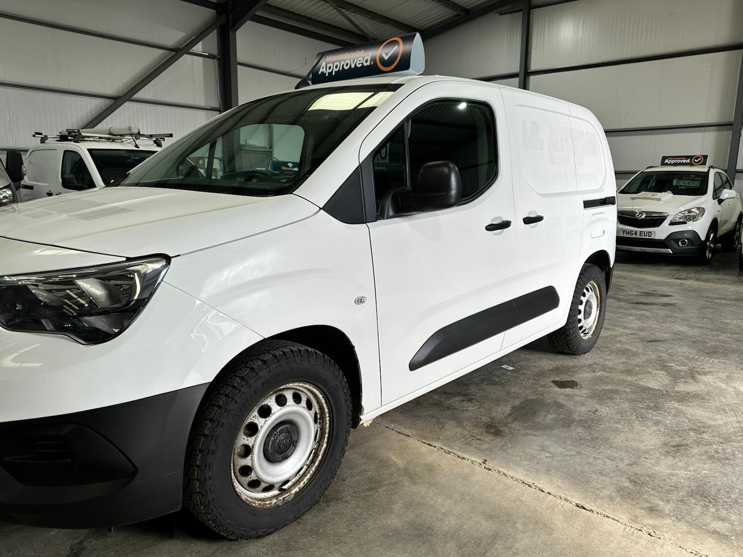 Used Vauxhall Combo 2020 for sale - 78072633: Photo 3