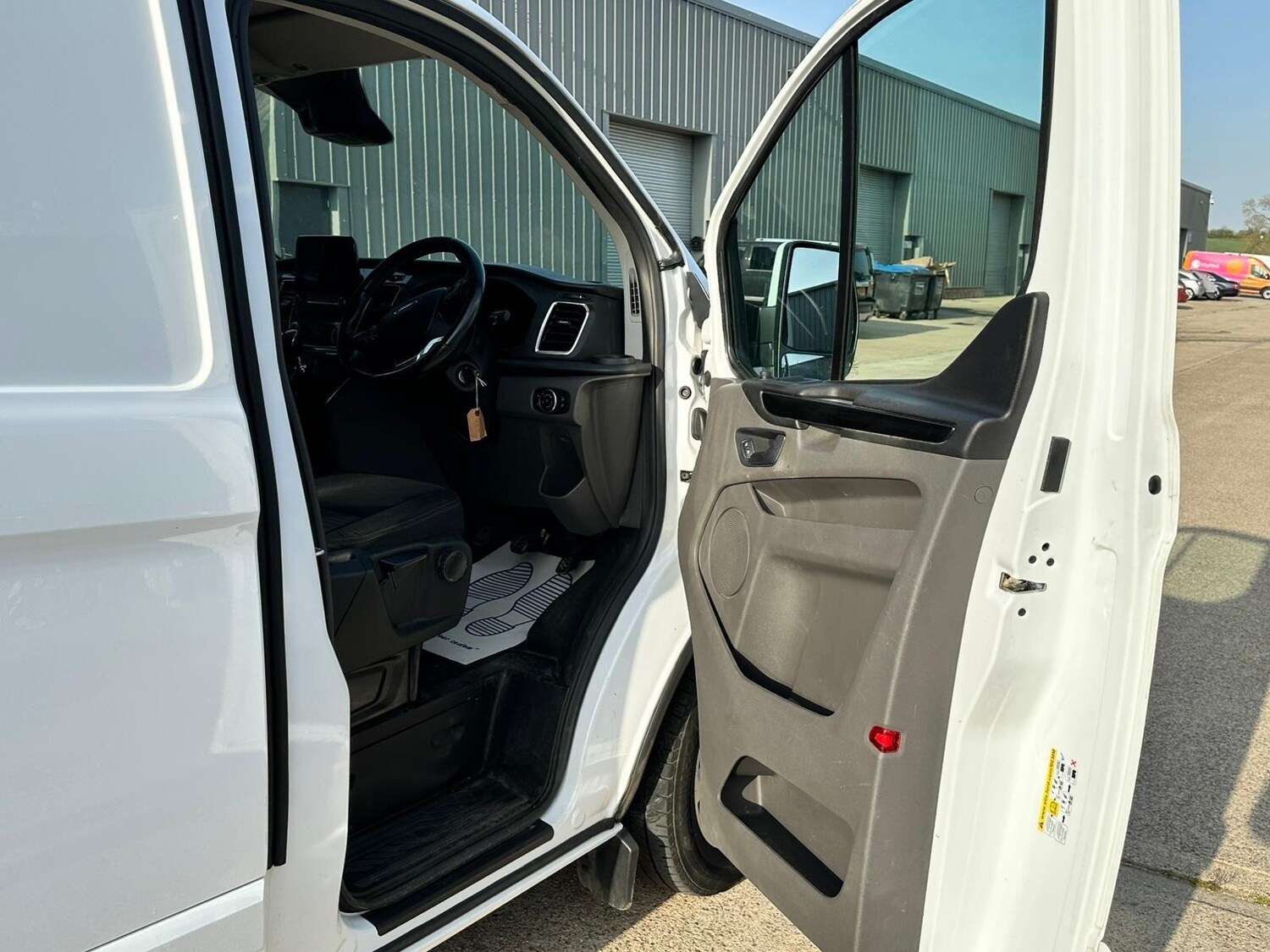 Used Ford Transit Custom 2019 for sale - 78184401: Photo 23