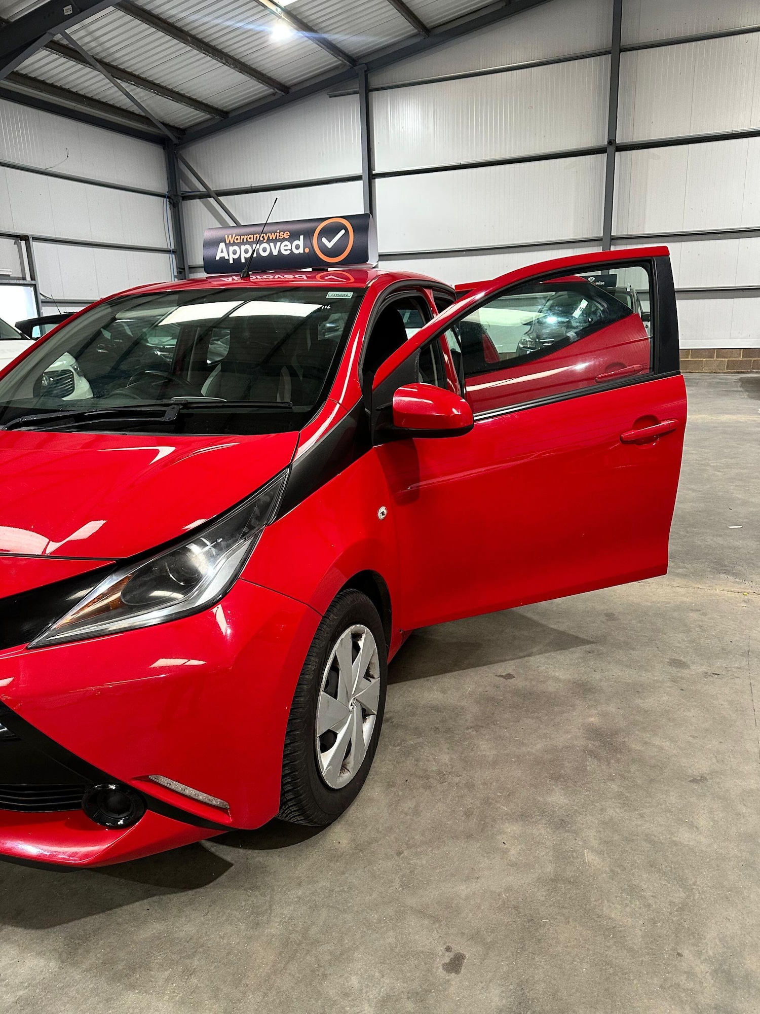 Used Toyota AYGO 2018 for sale - 78072162: Photo 9
