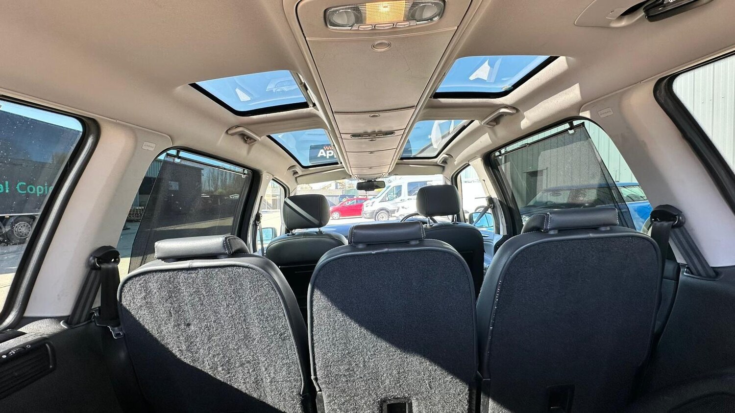 Used Ford Galaxy 2010 for sale - 78073259: Photo 21