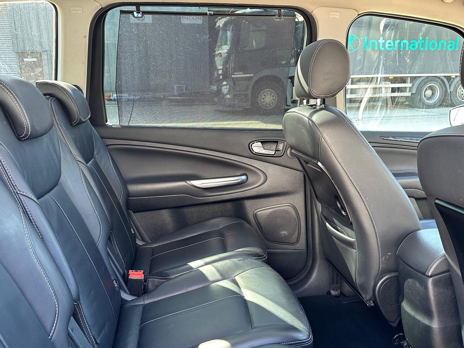 Used Ford Galaxy 2010 for sale - 78073259: Photo 29