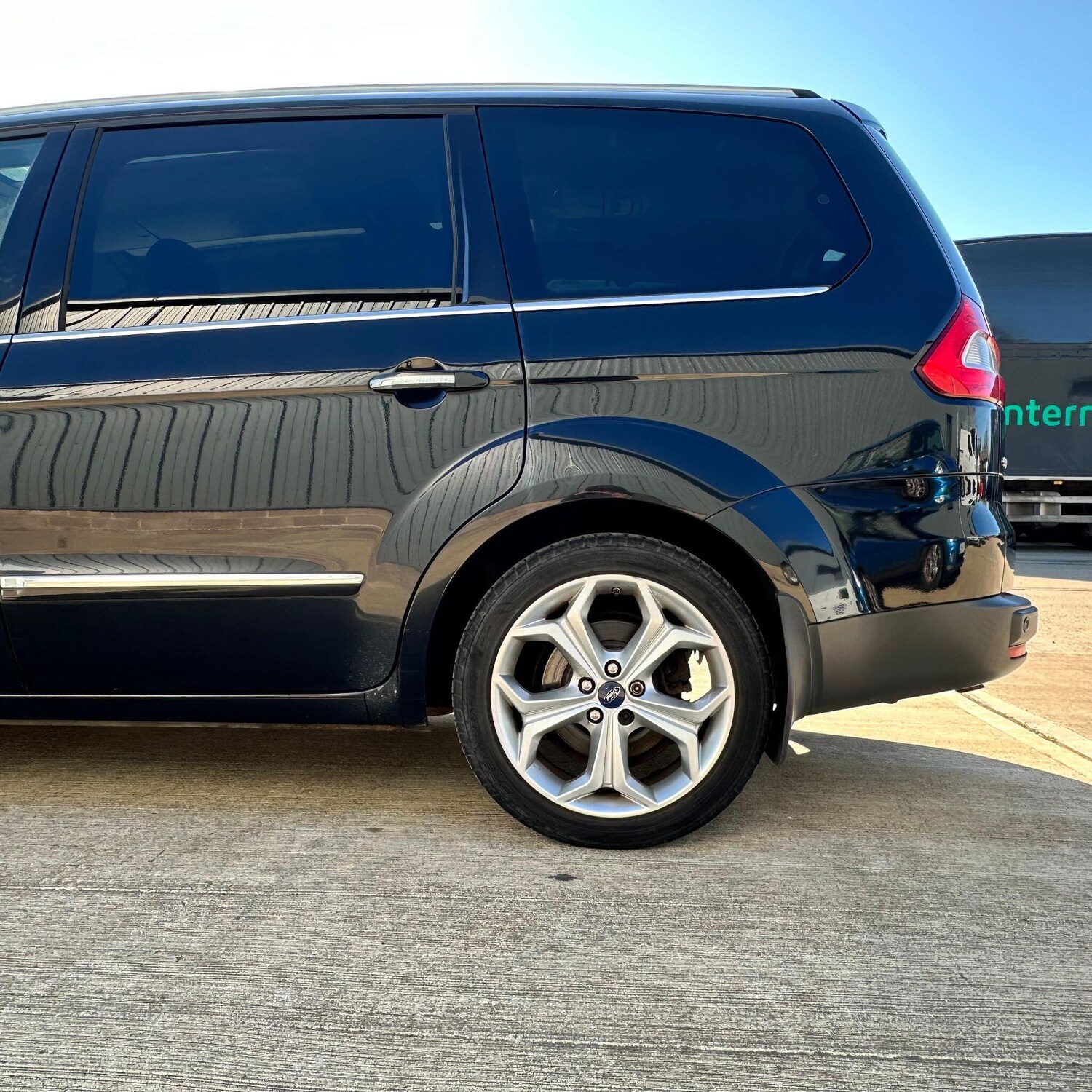 Used Ford Galaxy 2010 for sale - 78073259: Photo 40