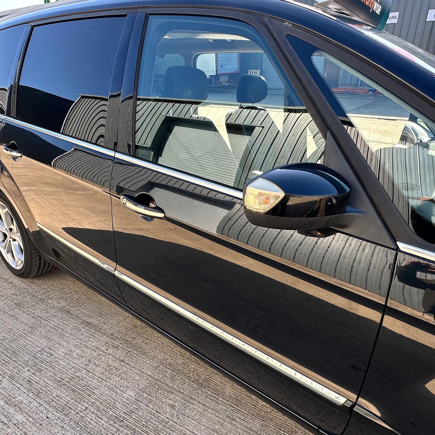 Used Ford Galaxy 2010 for sale - 78073259: Photo 5