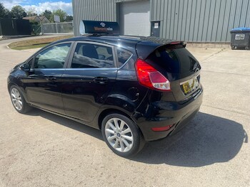 Used Ford Fiesta 2016 for sale - 78602005: Photo