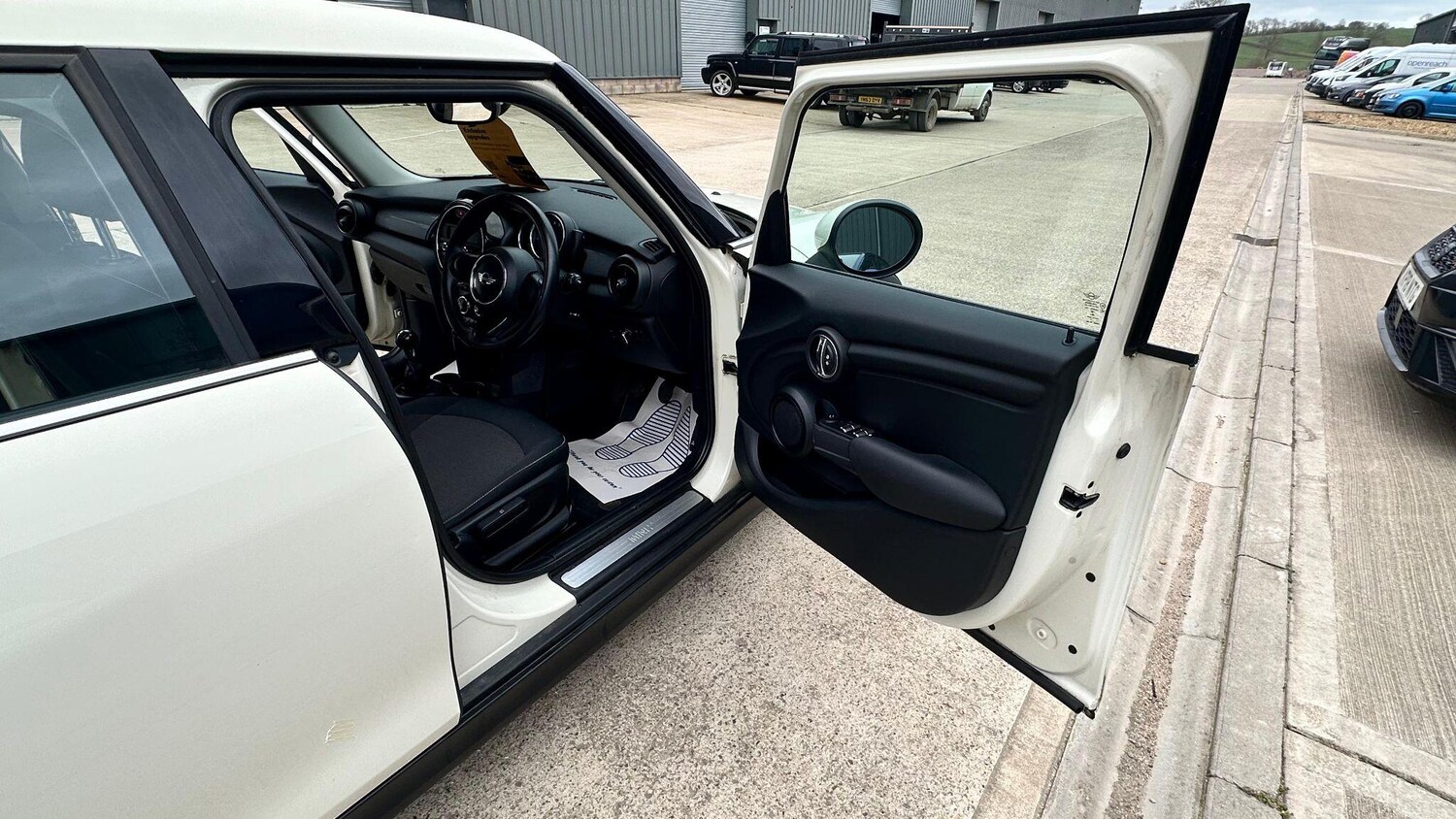 Used MINI Hatch 2016 for sale - 78072589: Photo 27