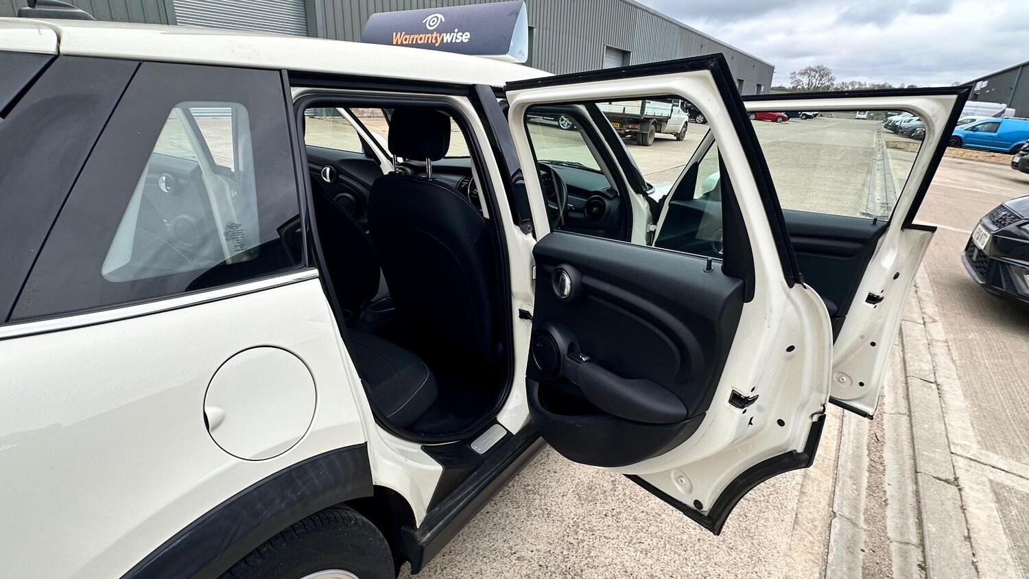 Used MINI Hatch 2016 for sale - 78072589: Photo 32