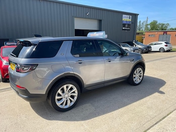 Used Land Rover Discovery Sport 2020 for sale - 78675816: Photo