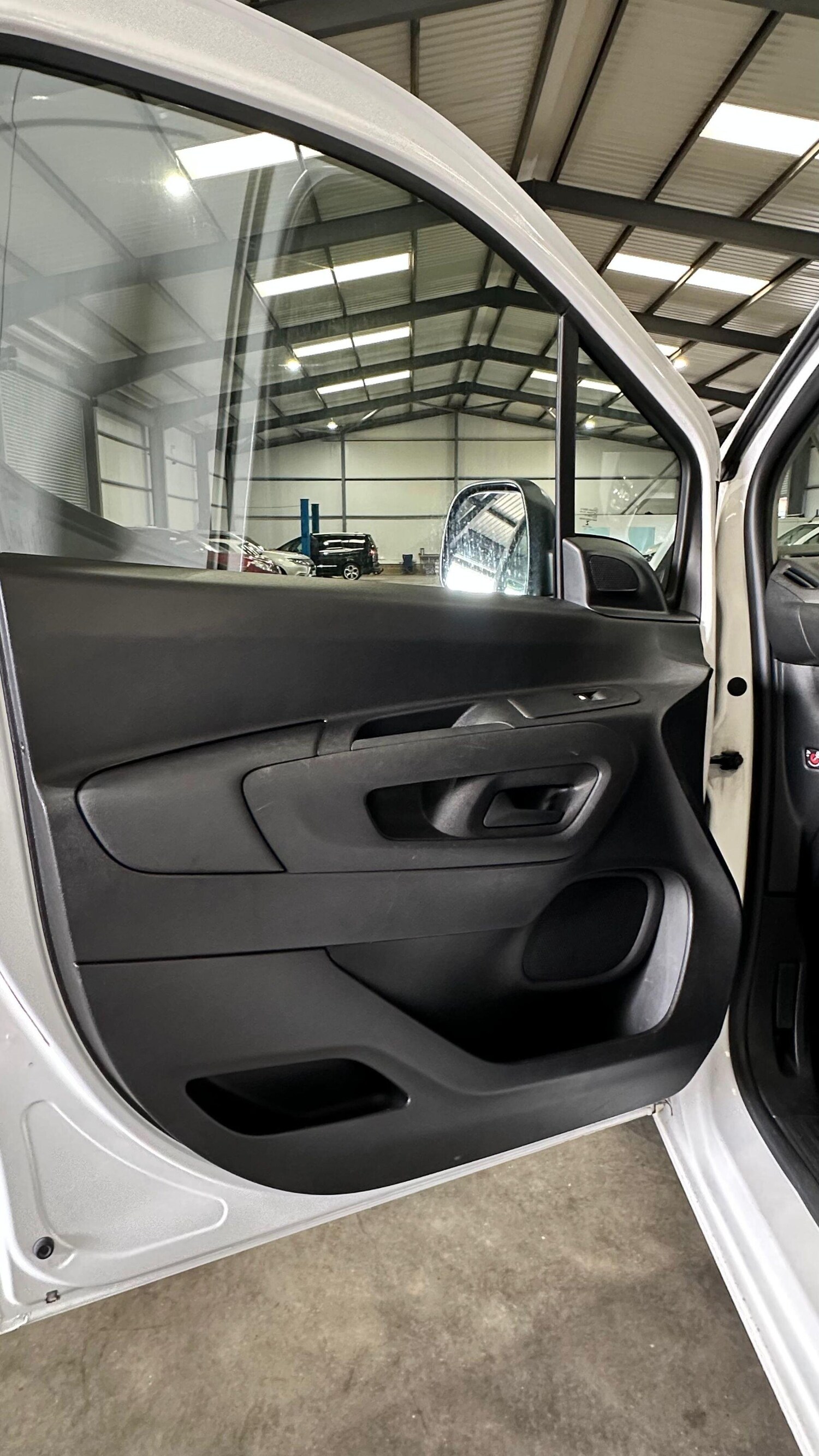 Used Vauxhall Combo 2019 for sale - 78071974: Photo 32