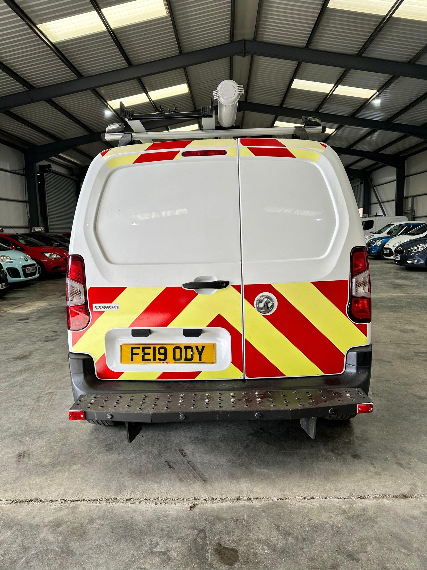 Used Vauxhall Combo 2019 for sale - 78071974: Photo 8