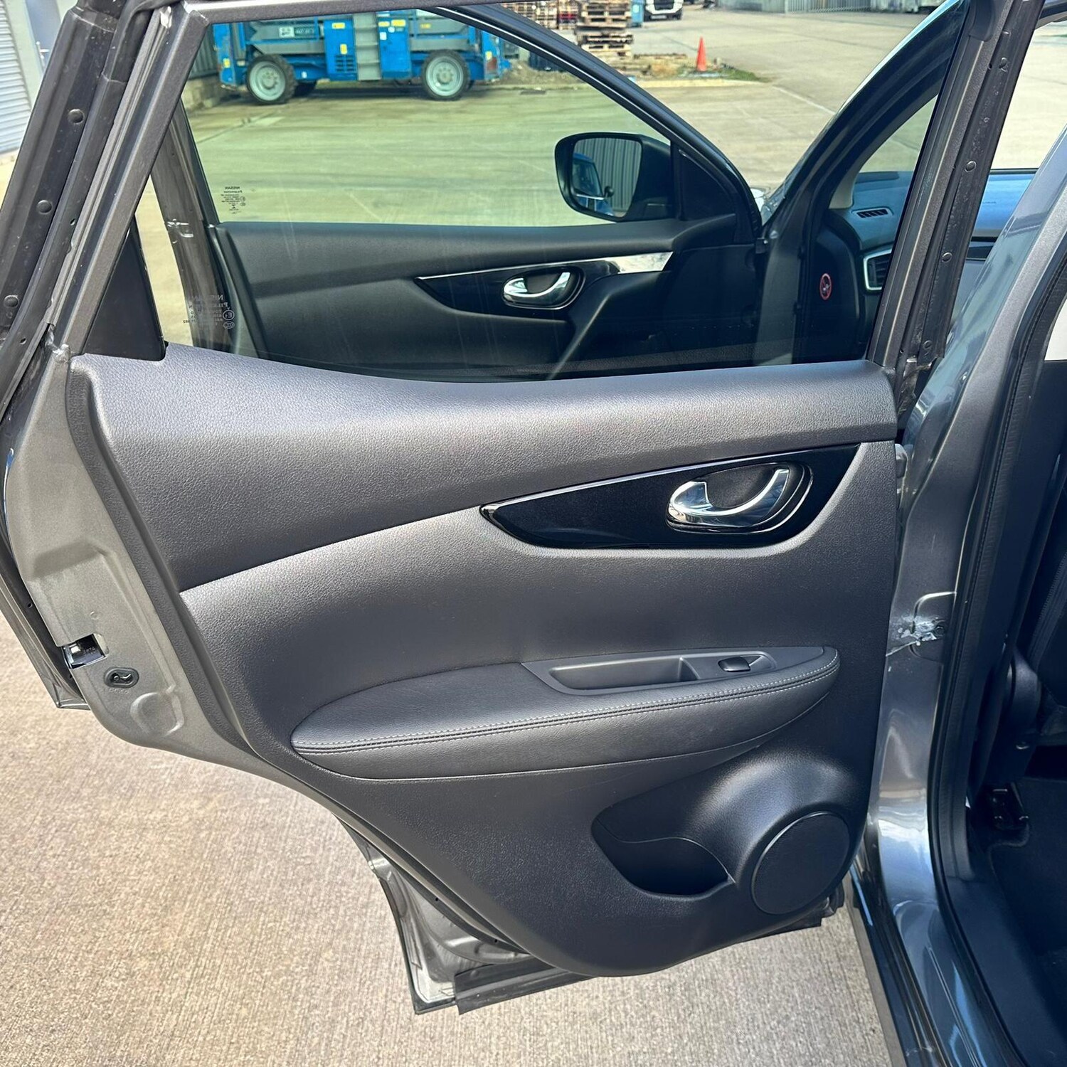 Used Nissan Qashqai 2016 for sale - 78072620: Photo 30