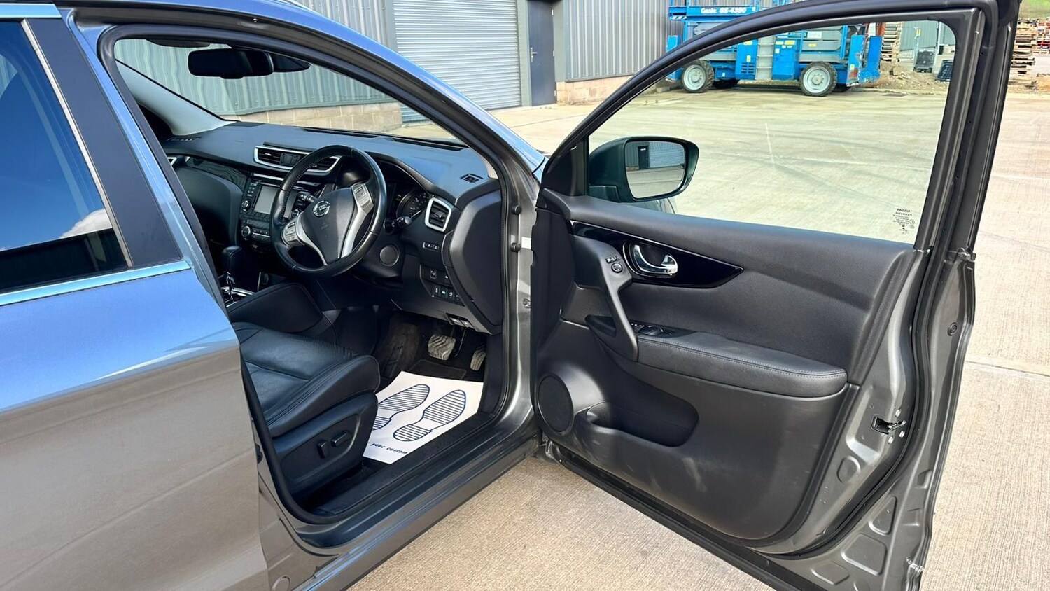 Used Nissan Qashqai 2016 for sale - 78072620: Photo 33