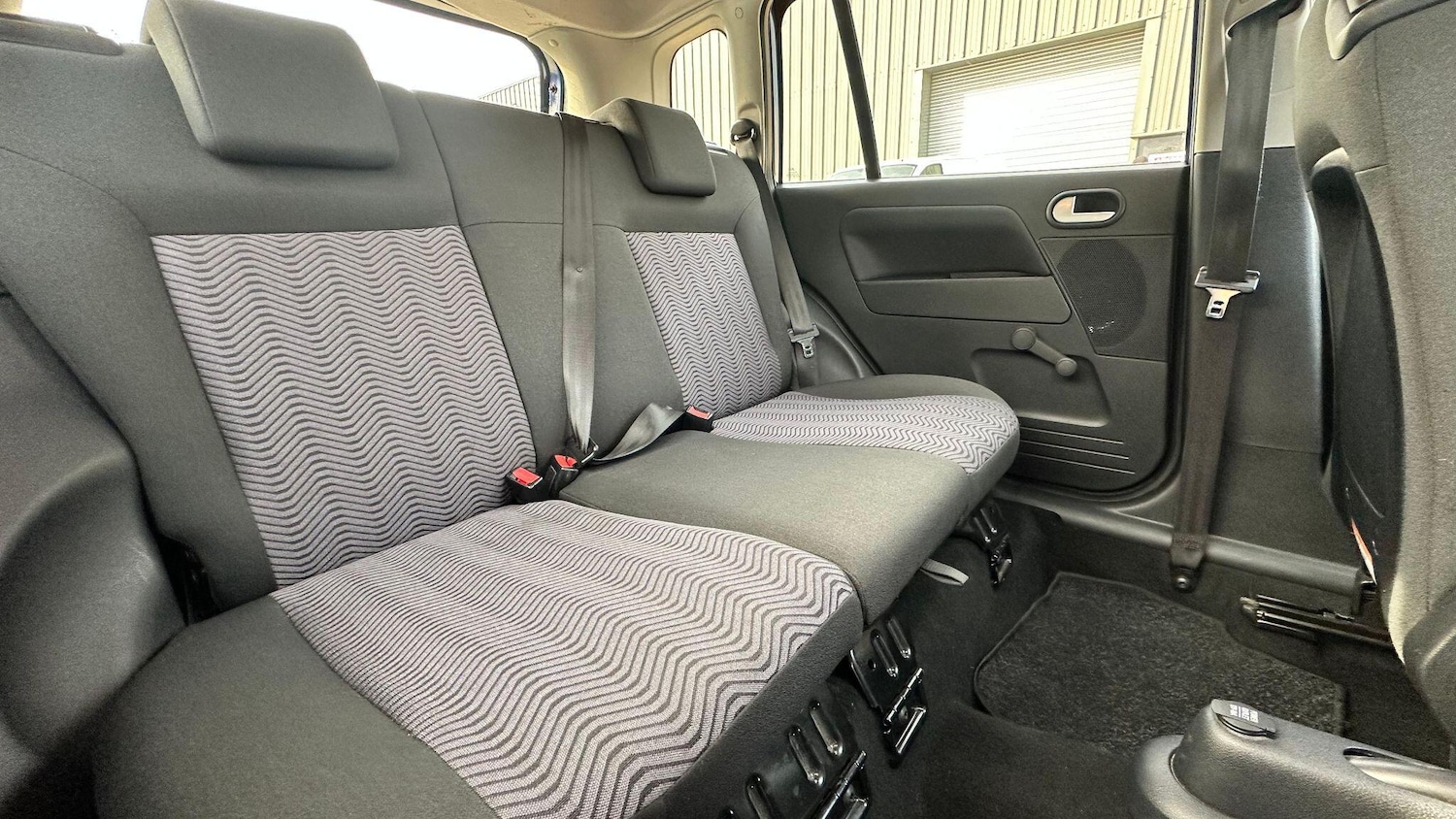 Used Ford Fusion 2009 for sale - 78073104: Photo 26