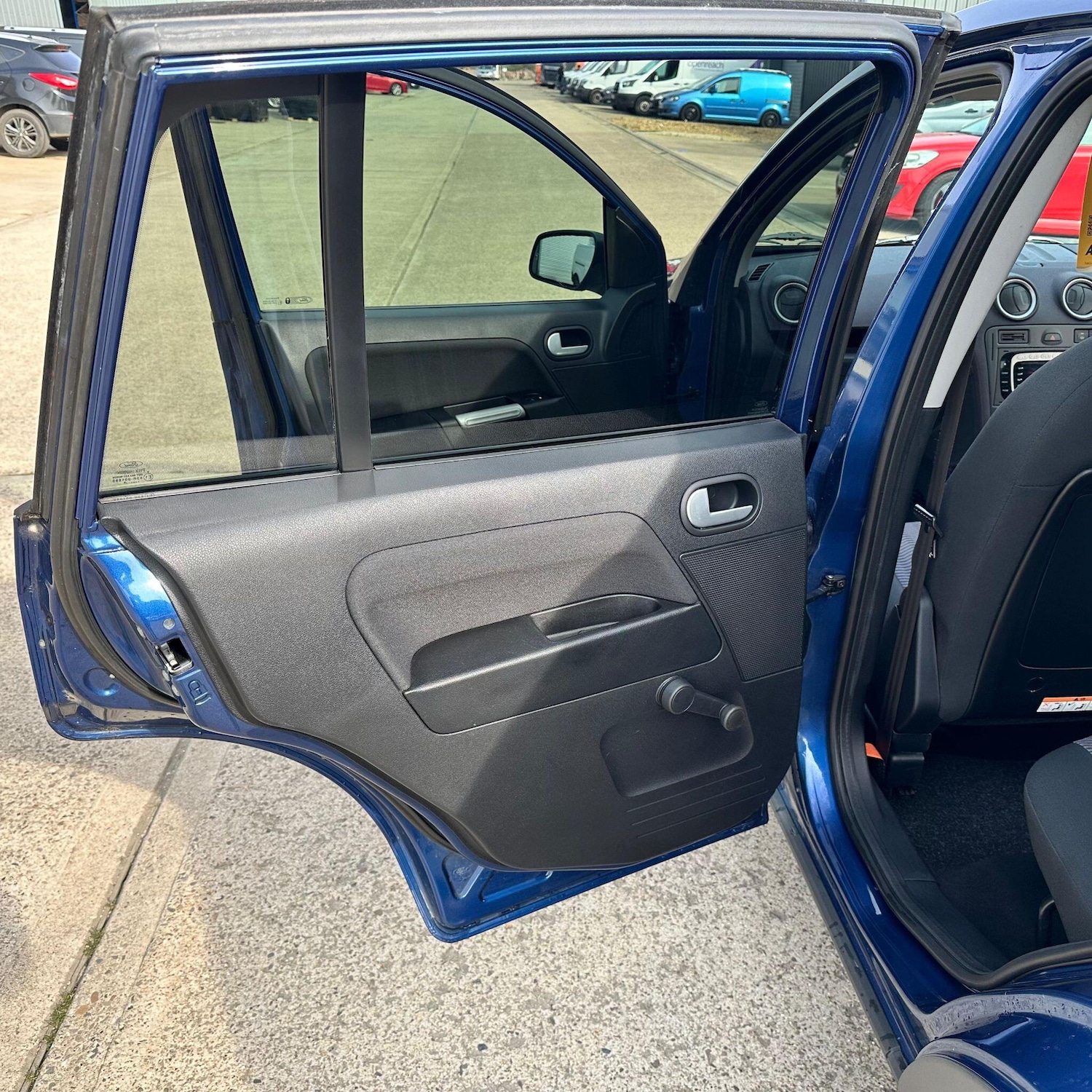 Used Ford Fusion 2009 for sale - 78073104: Photo 33