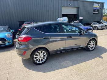 Used Ford Fiesta 2018 for sale - 78675452: Photo