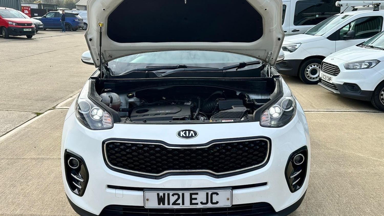 Used Kia Sportage 2017 for sale - 78072976: Photo 2