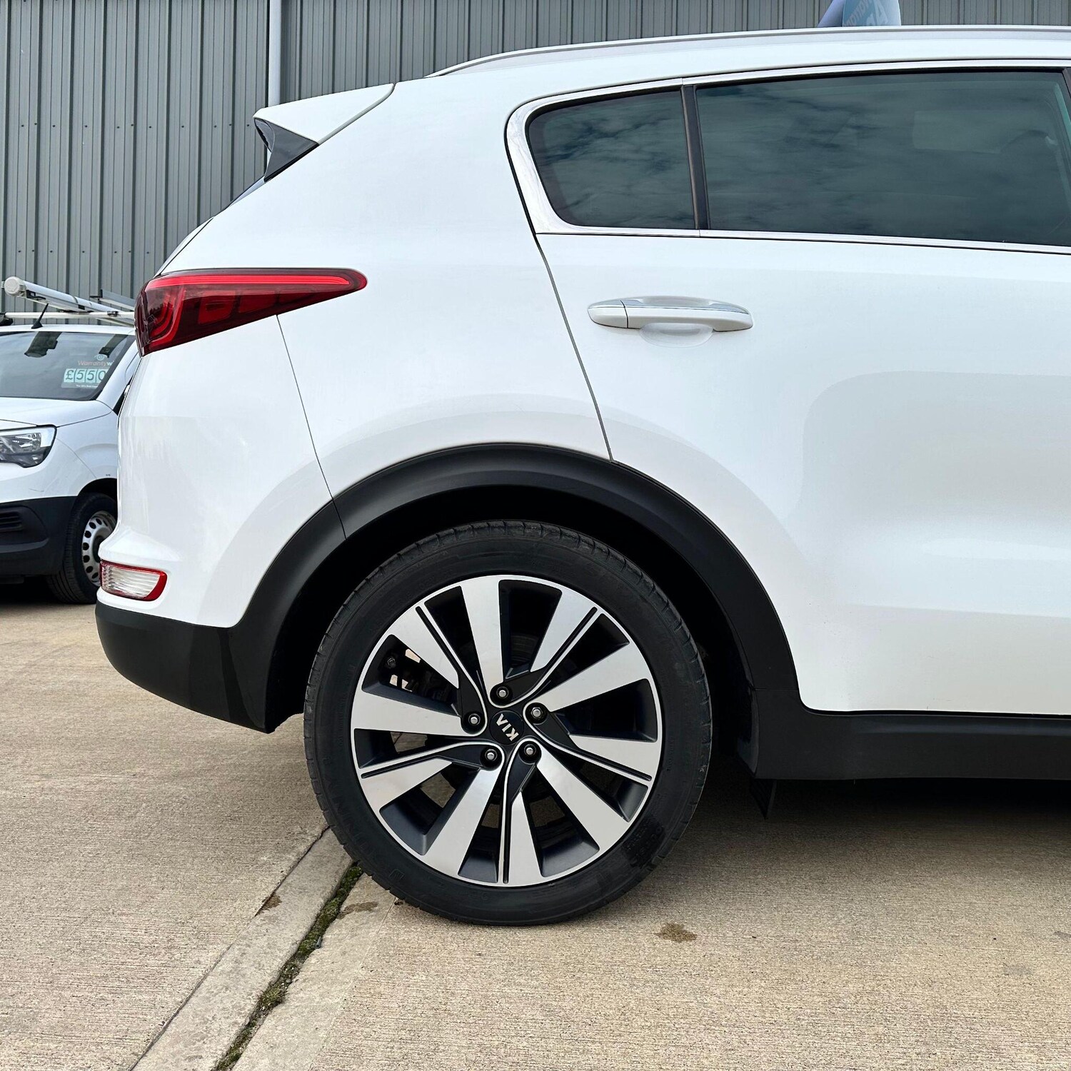 Used Kia Sportage 2017 for sale - 78072976: Photo 35